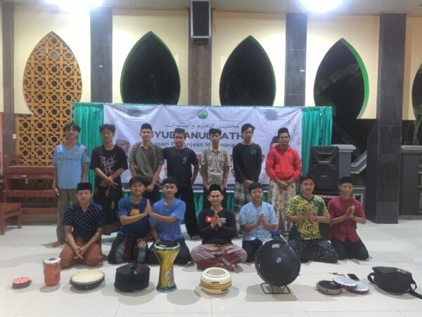 Latihan Hadroh Pemuda Pahonjean